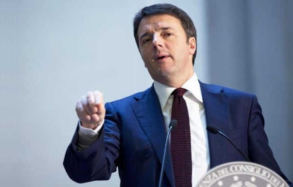 Renzi e le tasse: "Se dici che togli l'Imu ti dicono che sei come Berlusconi"