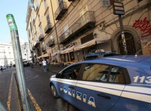 Napoli, sedicenne accoltellato da un coetaneo: aveva insultato sua sorella