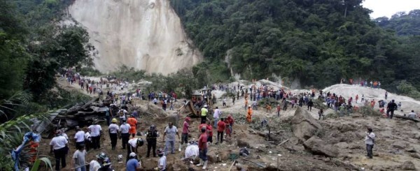 Valanga catastrofica in Guatemala, 26 morti e 600 dispersi
