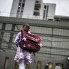Salerno, bidello pedofilo mostra video per adulti a 12enne: accusato di corruzione di minorenne