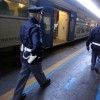 Roma, ubriaco molesta sul treno 19enne: rischia l'arresto per atti osceni in luogo pubblico