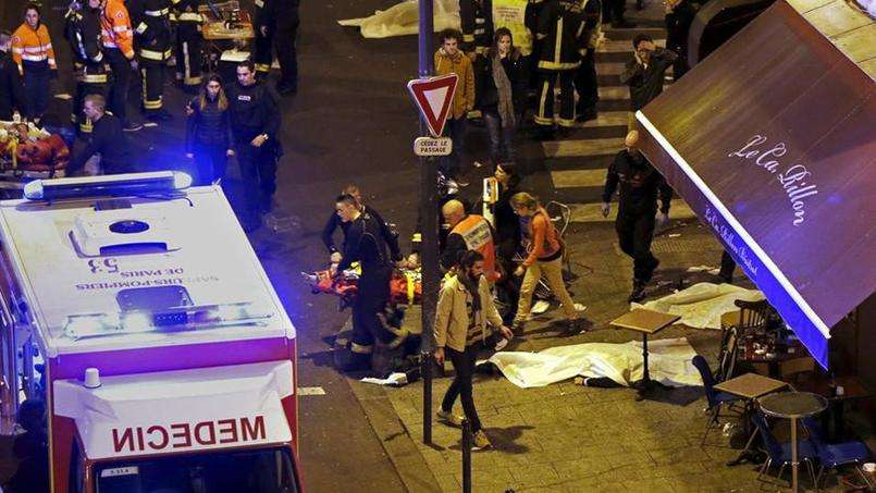 Parigi: attentati terroristici in tutta la città, oltre 150 morti. Isis: "Siamo stati noi"