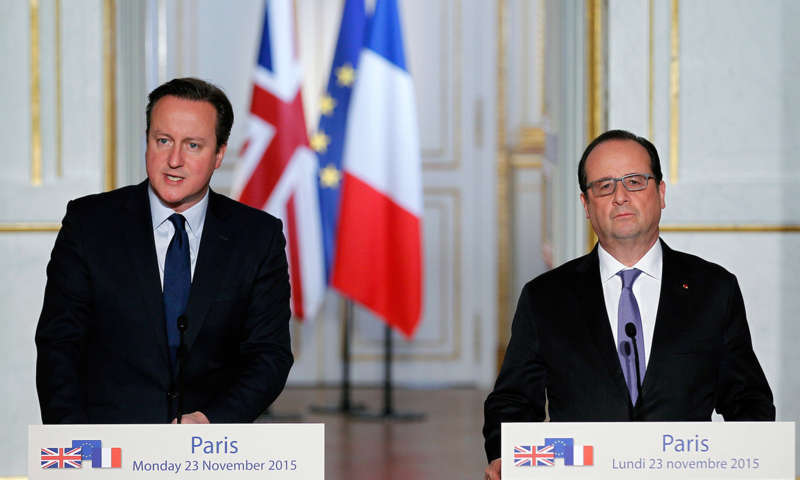 Isis: Cameron e Hollande uniti contro il Califfato nero, pronta la base aerea di Cipro