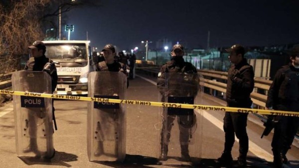 Turchia: esplode una bomba nella metro di Istanbul, un morto e diversi feriti