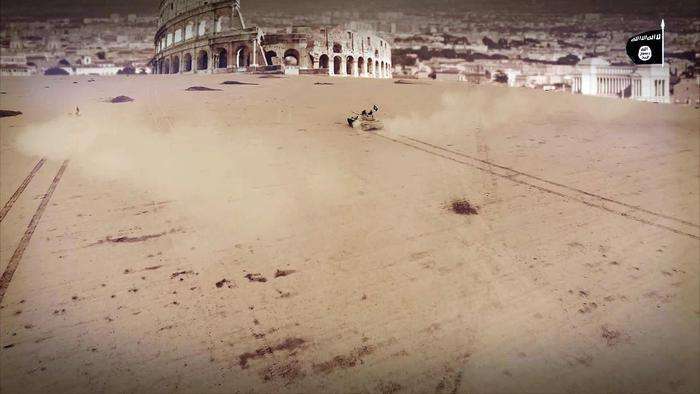 Isis, nuova minaccia all'Italia: in un video carri armati avanzano verso il Colosseo