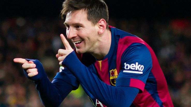 Messi incanta al Mondiale per club: gol da metà campo nella mini porta 