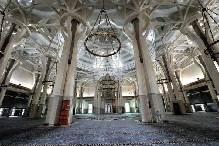 Roma: paura e polemiche a Centocelle per l'apertura della nuova moschea