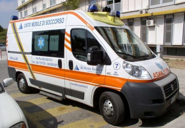 Bari: 25enne partorisce in un bagno pubblico a Corato: "Voleva disfarsi del neonato"