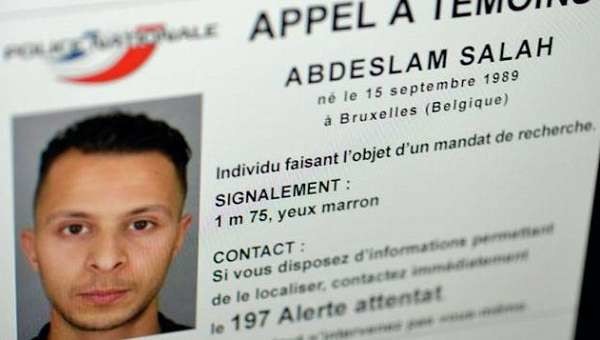 Stragi di Parigi: Salah Abdeslam in fuga subito dopo gli attacchi, ripreso in un autogrill