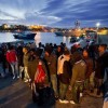 Isis, ministro della Difesa francese: "Rischio infiltrazioni terroristiche a Lampedusa"