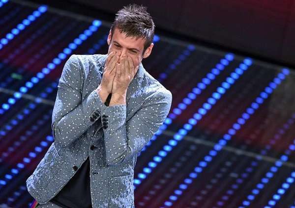Sanremo 2016, Gabbani vince tra i giovani. 5 big a rischio, programma ultima serata