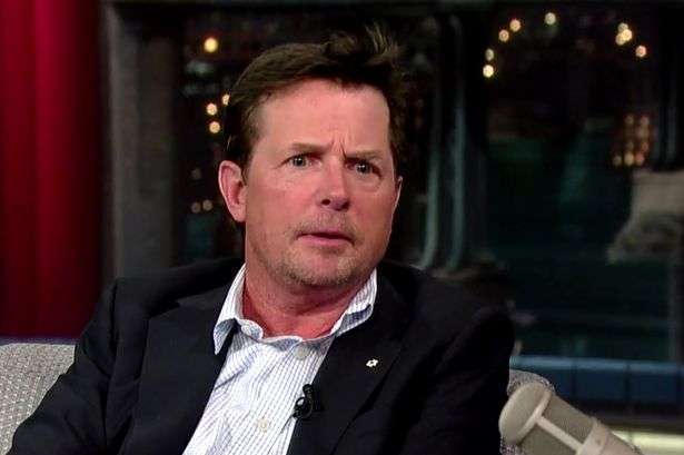 Michael J. Fox: peggiorano le sue condizioni di salute, i fan twittano "Non mollare"