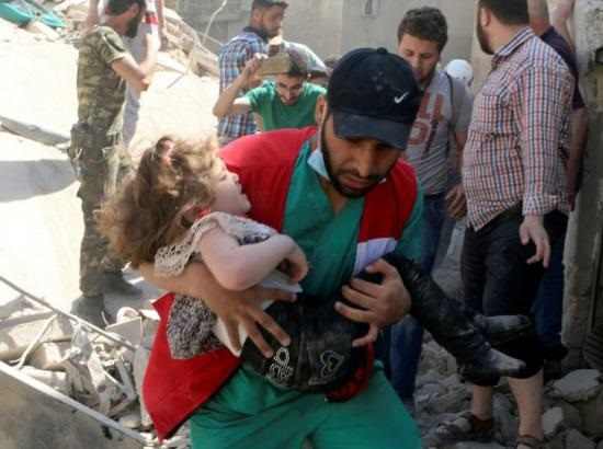 Siria: dottore morto per salvare vite umane, ucciso in un raid aereo su ospedale