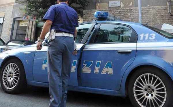 Roma: si suicidò dopo aver mandato un sms con i nomi dei pusher, arrestati dopo 3 anni