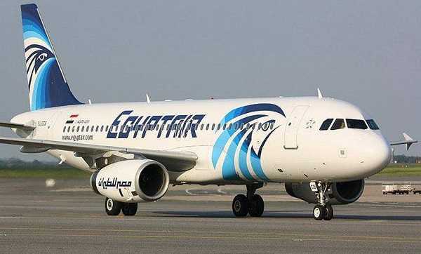Volo Egyptair Parigi-Il Cairo scompare in mare: 66 passeggeri a bordo