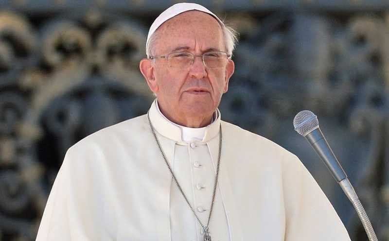 Papa Francesco: "Sogno un'Europa in cui essere migrante non sia delitto"