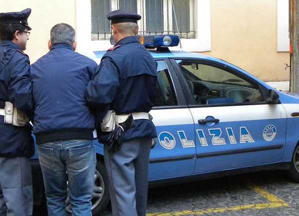 Taranto, mafiosi effettuavano riti celebrativi col sangue: blitz della polizia, 35 arresti