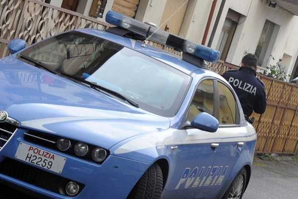 Arezzo, 30enne sequestrata e stuprata a turno da tre nordafricani: ritrovata sotto shock