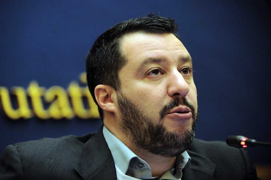 Ue, Salvini: "Non sopporto che Renzi abba detto sì a dare 3 miliardi alla Turchia"