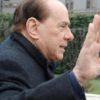 Silvio Berlusconi ringrazia tutti su Facebook: "Sono sereno e mi affido ai medici"