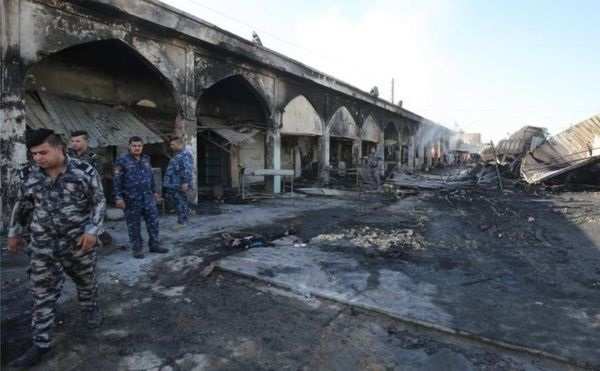 Iraq, attentato Isis: kamikaze colpisce mausoleo sciita. Almeno 35 morti, 60 feriti