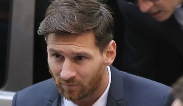 Barcellona, Messi condannato insieme al padre: 21 mesi per frode fiscale
