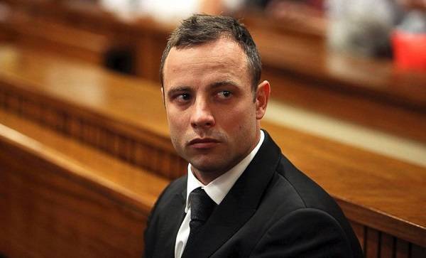 Oscar Pistorius condannato a 6 anni di reclusione: accusato di omicidio volontario