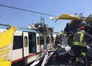 Scontro fra treni in Puglia: è di 23 il bilancio delle vittime, 52 i feriti