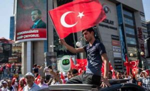 Turchia, ultimo bilancio del golpe fallito: 3mila arresti, oltre 260 morti, 1200 feriti