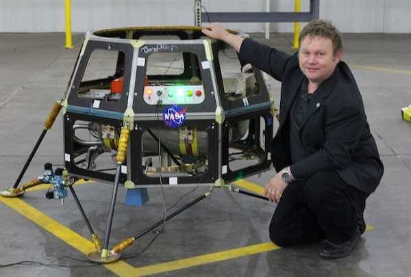 Moon Express: un'agenzia spaziale privata ha messo a punto un robot per la Luna