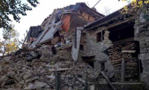 Terremoto, il sindaco di Ascoli: "Rassicurazioni Renzi? Prima tocco con mano e poi dico"