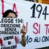 Padova, donna chiede di abortire: respinta da 23 ospedali, si rivolge alla Cgil
